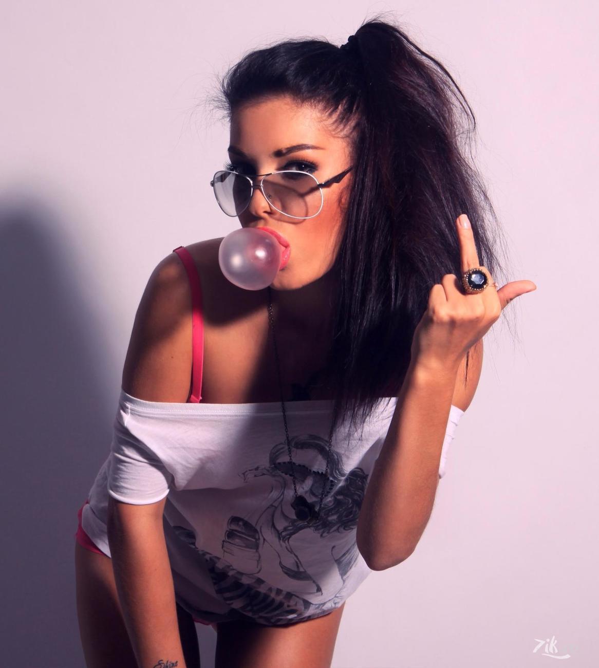 Sassy girls in Latakia